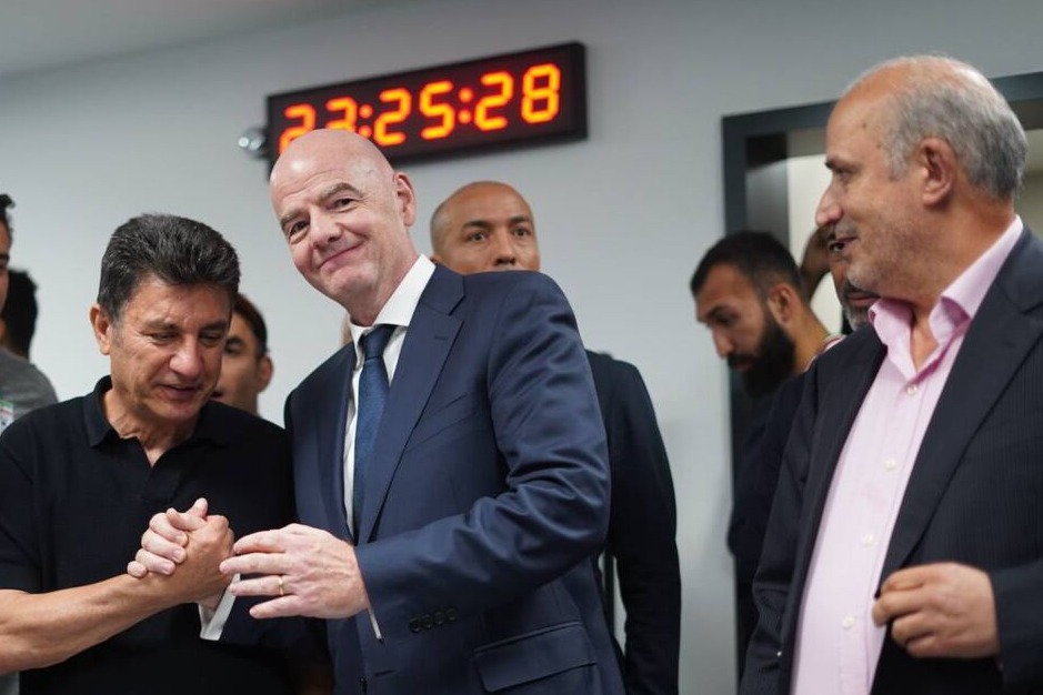 رییس فیفا، لبنانی شد!