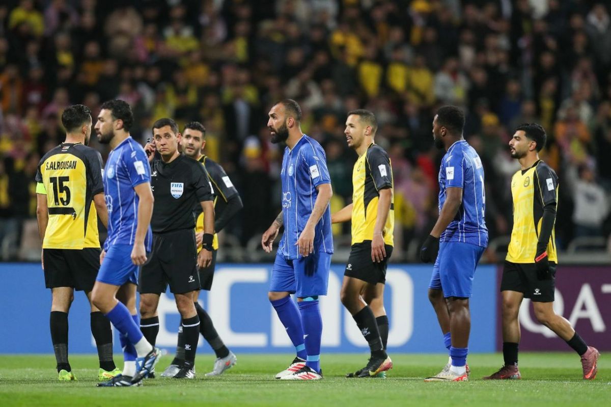 پایان نیمه اول/ الحسین یک - استقلال یک