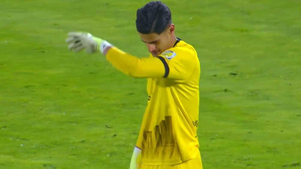 سوپرگل‌های دریافتی پیام نیازمند در لباس سپاهان و پرسپولیس