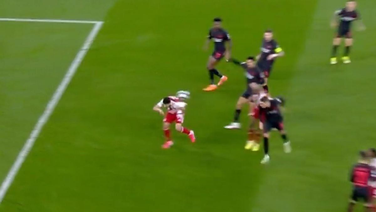 گل المپیاکوس با دخالت مهدی طارمی آفساید اعلام شد