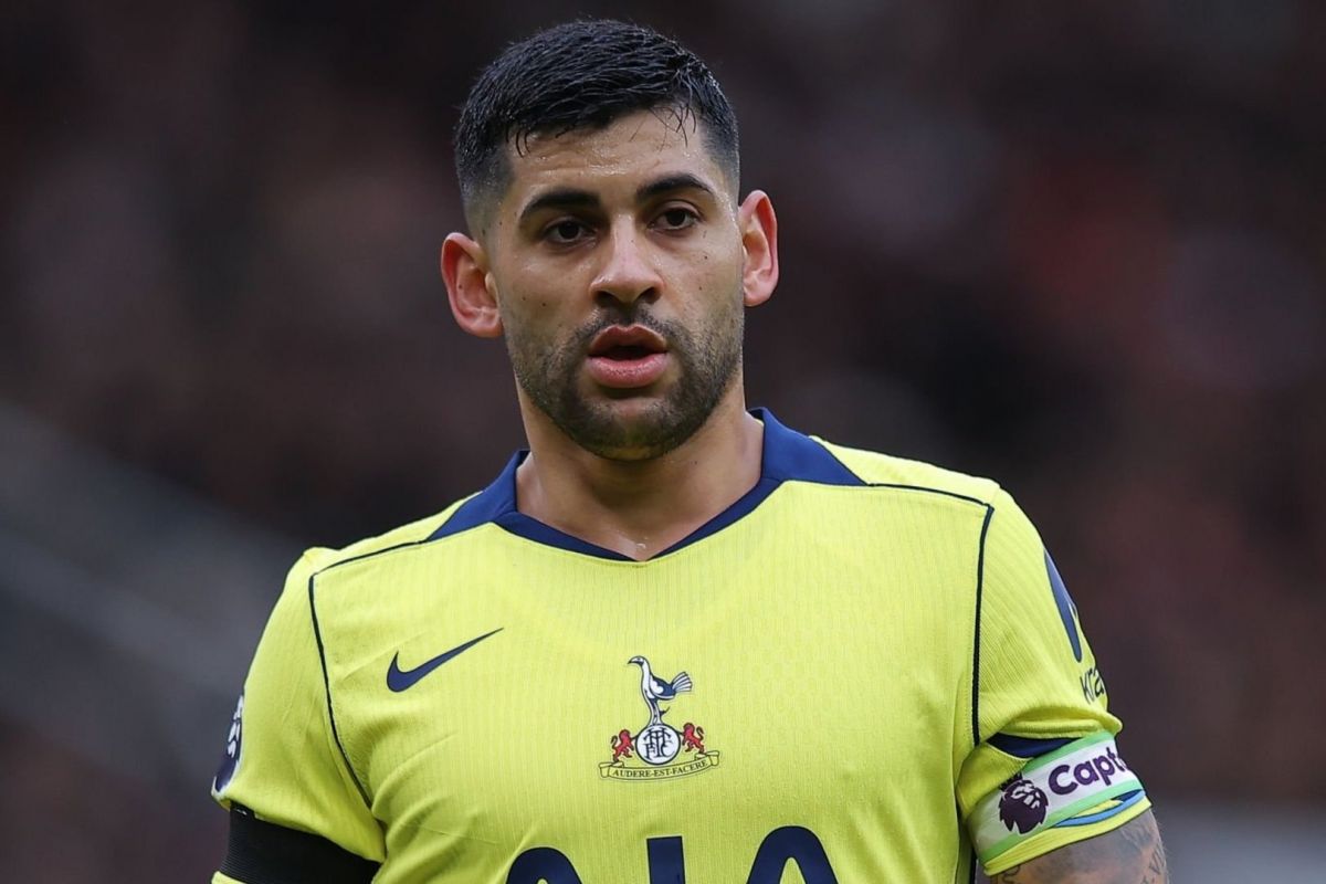 افزایش انتقادات از سپردن بازوبند کاپیتانی تاتنهام به قهرمان جهان