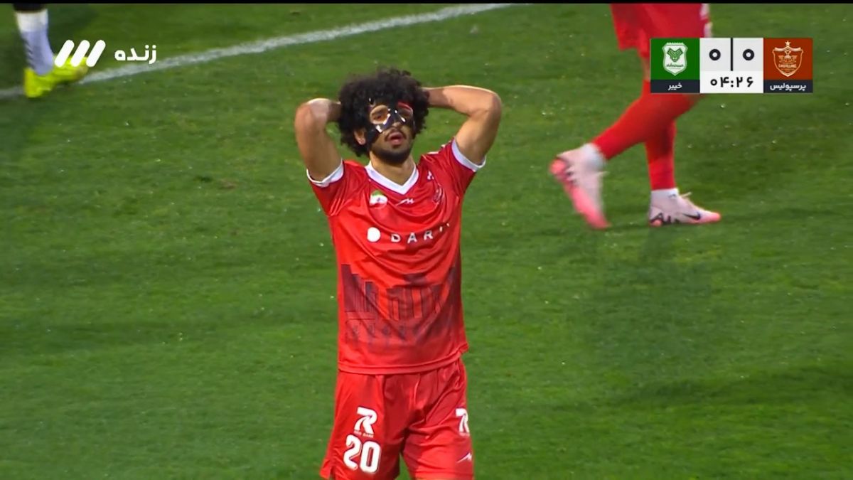 واکننش عالی پورحمیدی مقابل ضربه فرزین معامله گری