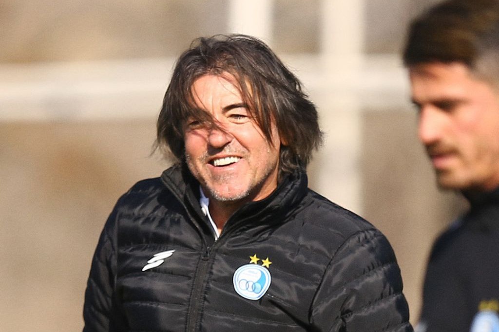 نتیجه شکست گل گهر و پرسپولیس؛ هواداران استقلال خواستار ماندن ساپینتو!