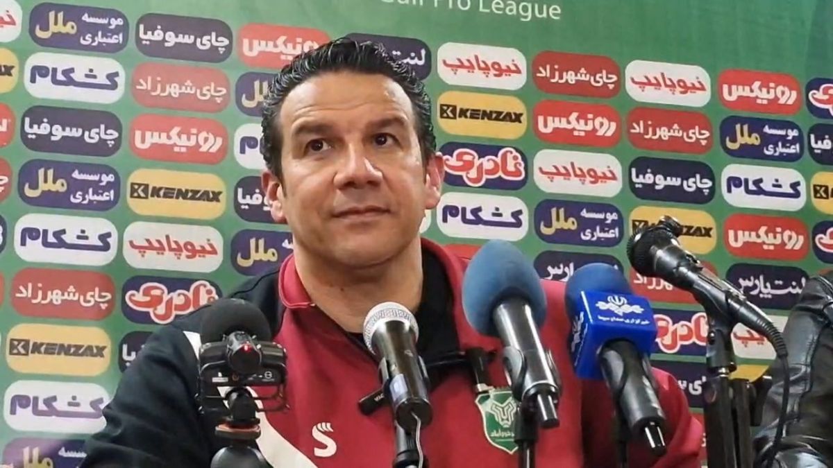 کنفرانس خبری سرآسیایی مربی خیبر پس از برتری مقابل پرسپولیس