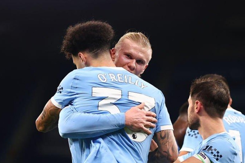 منچستر سیتی به یک قدمی آرسنال رسید