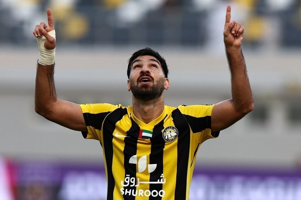 ستایش روزنامه اماراتی از شهریار مغانلو