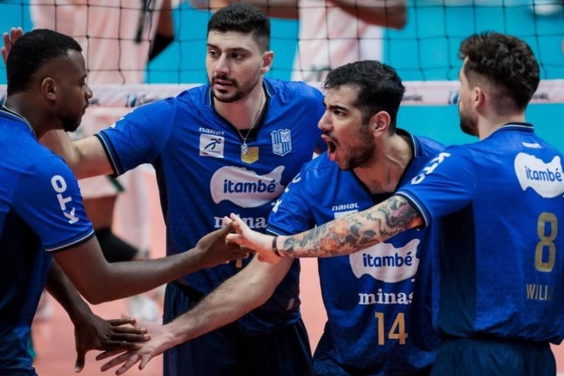 والیبال برزیل| پیروزی تیم کریمی مقابل یاران رزنده