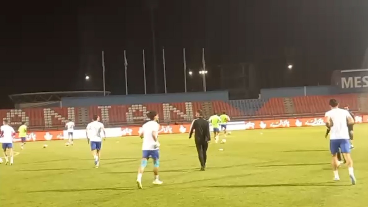 ورود به ورزشگاه و گرم کردن بازیکنان مس رفسنجان و استقلال