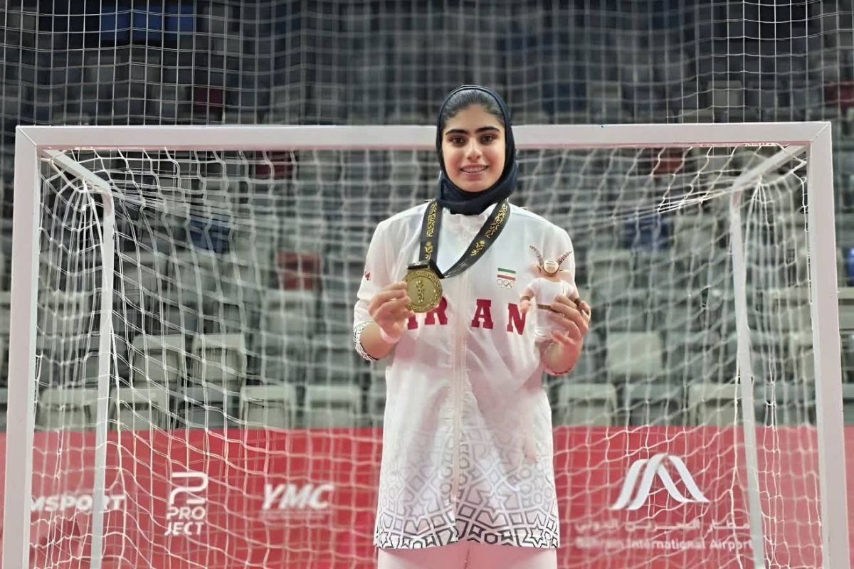 پیراهن کوشکی به کاپیتان تیم ملی زنان رسید!