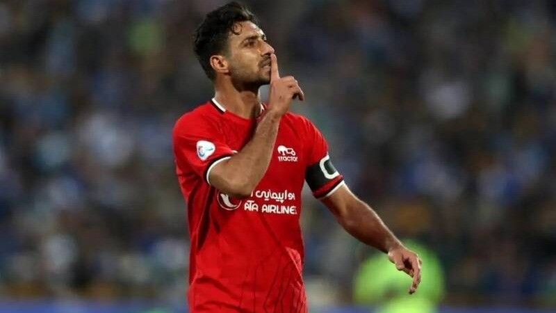 شجاع خلیل زاده: با قمه و شمشیر به ورزشگاه آمده بودند!