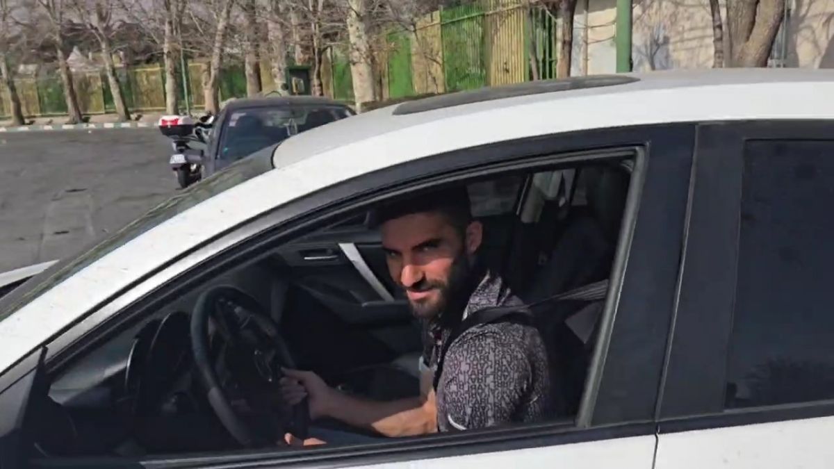 خروج بازیکنان استقلال از ورزشگاه بعد از تمرین امروز