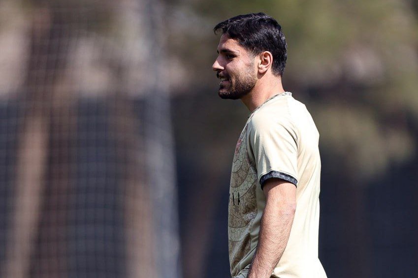 بازگشت عمری به ترکیب اصلی پرسپولیس؛ محمودی هم برمی‌گردد؟