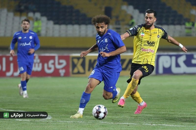 مقایسه تلخ برای استقلالی‌ها؛ هر دو رضاوند هستند، اما این کجا و آن کجا؟