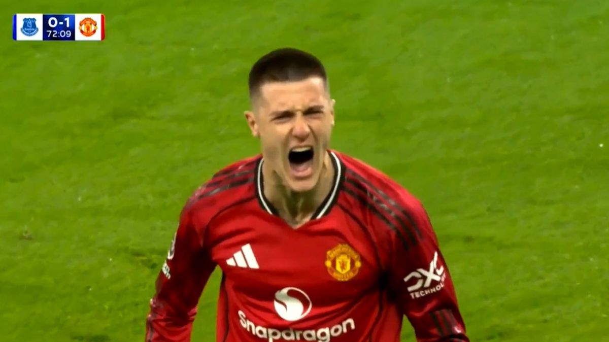 گل اول منچستریونایتد به اورتون (بنیامین ششکو)