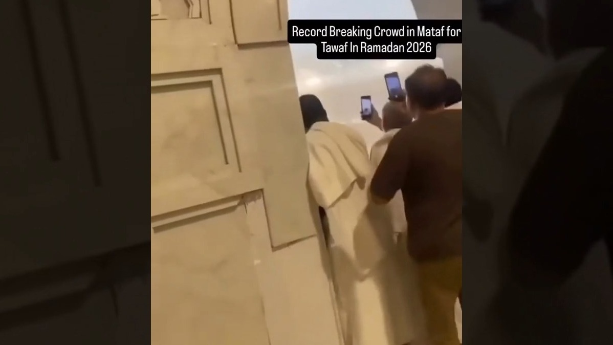 مهاجم استقلال در مکه رویت شد!