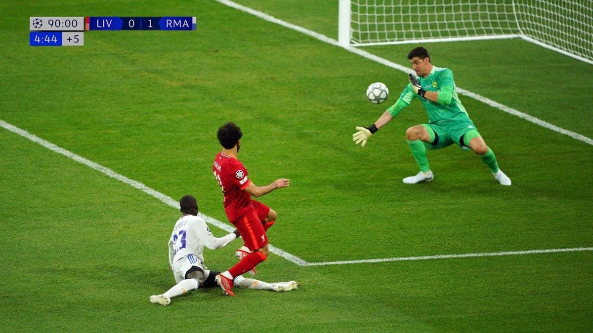 33 سیو بی نظیر و باورنکردنی از تیبو کورتوا