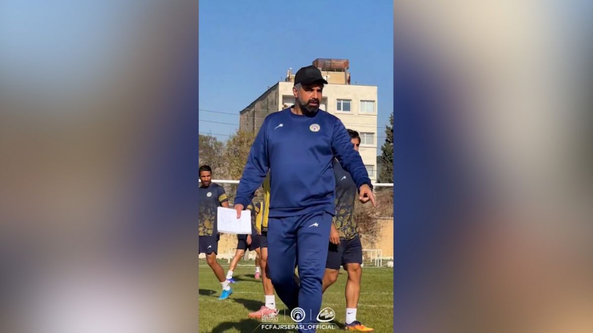 ویدیوی باشگاه فجر سپاسی از آمادگی بازیکنان پیش از بازی با استقلال