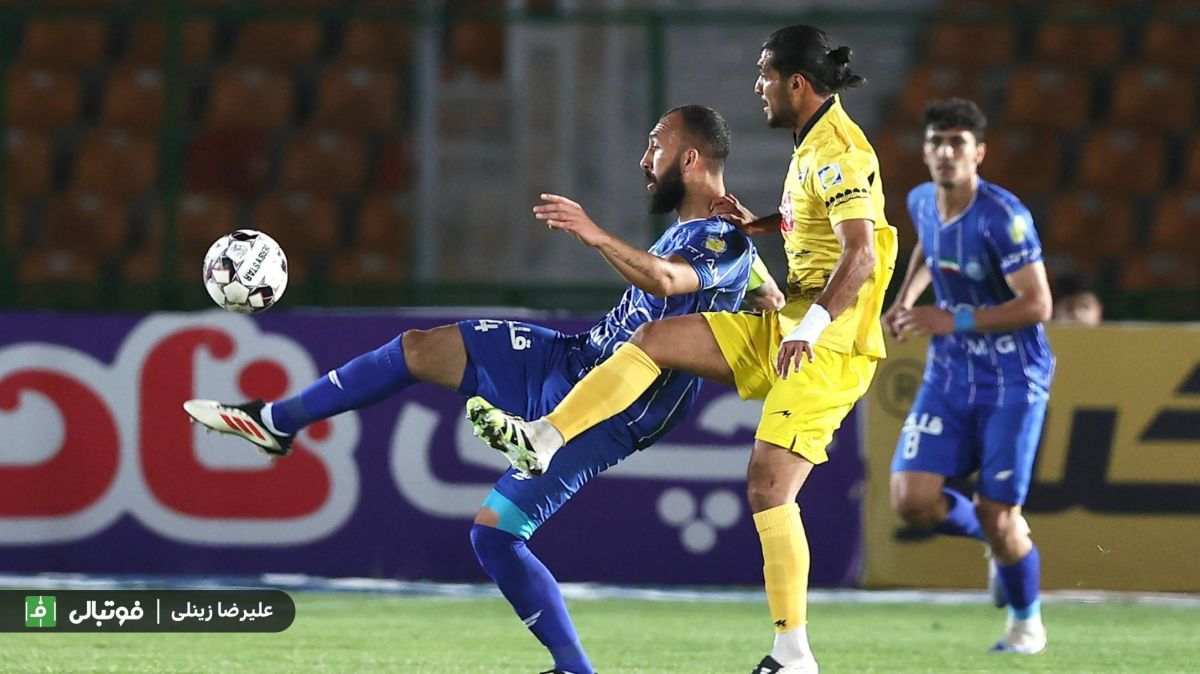 گزارش زنده/ استقلال صفر - فجر سپاسی 0