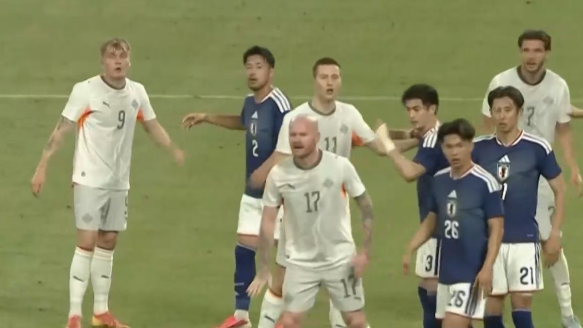 خلاصه بازی ژاپن 1-0 ایسلند