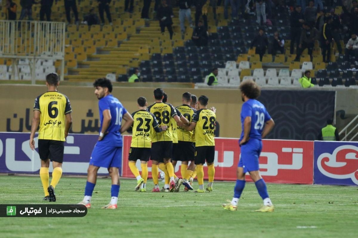 سپاهان برای دریافت مجوز حرفه‌ای به سراغ AFC رفت