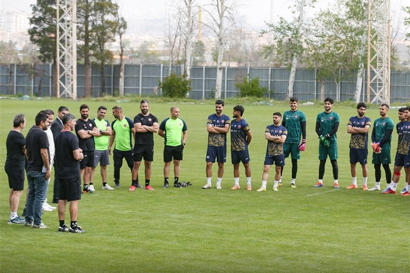 کمبود عجیب بازیکن در اولین تمرین پرسپولیس
