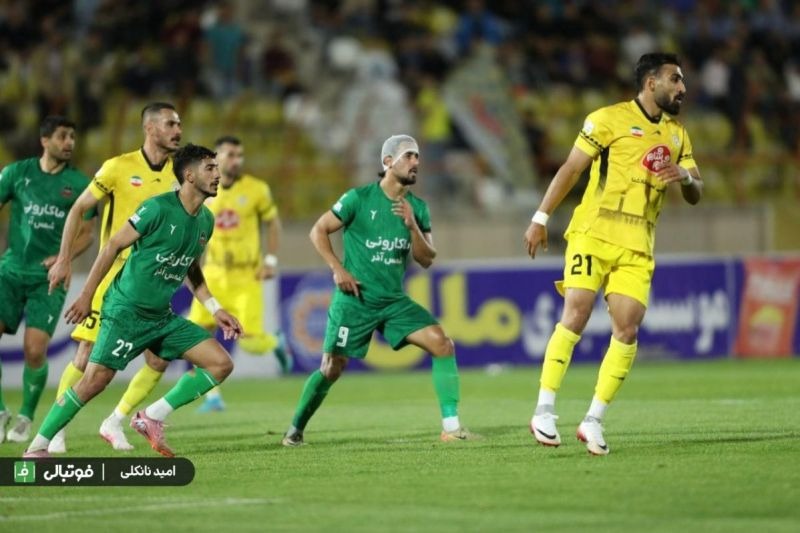 نجفیان: با اختلال بانکها، برای انجام امور مالی دچار مشکل هستیم