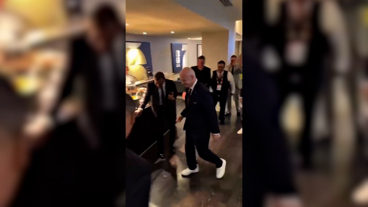 اسطورههای برزیل رحم نکردند؛ رونالدو و رئیس فیفا حتی توپ را هم لمس نکردند!