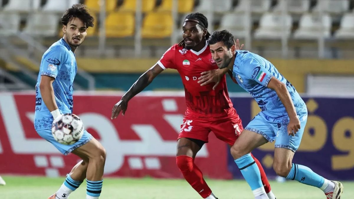گزارش زنده؛ پرسپولیس 1-1 چادرملو اردکان