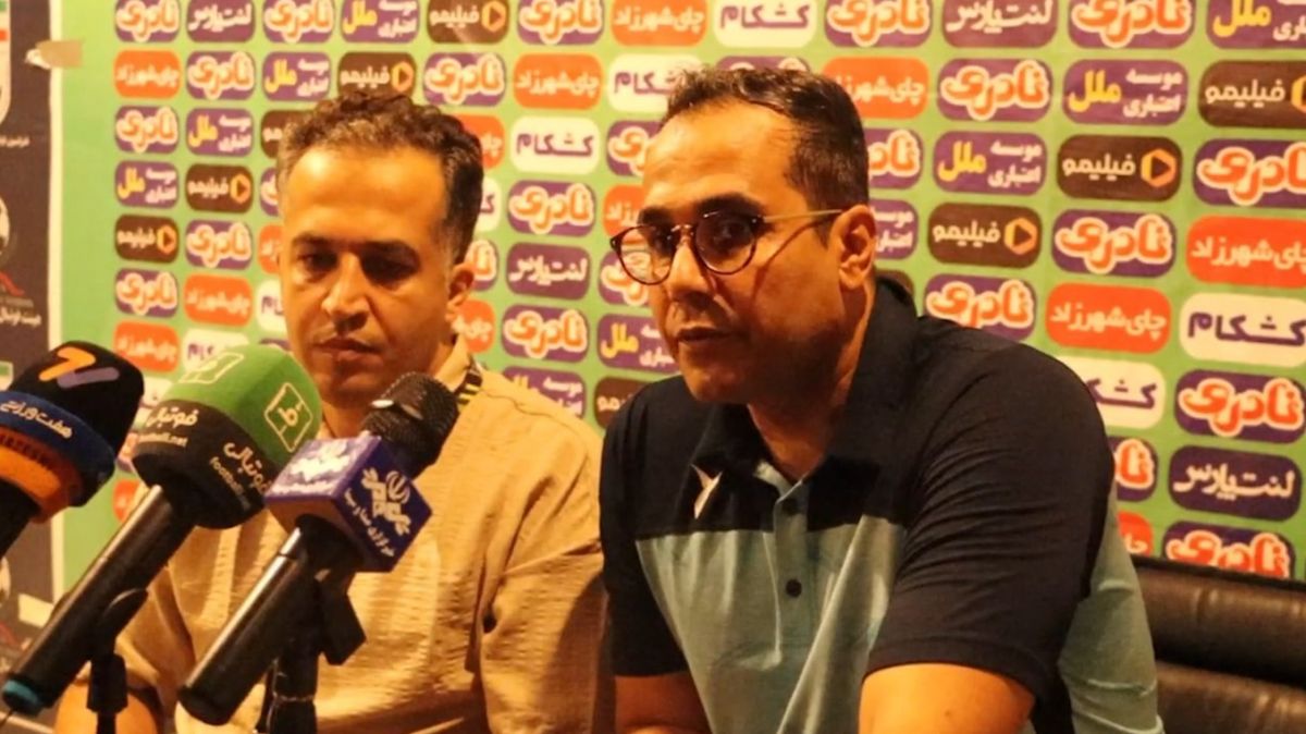 رضا فتح آبادی: داوری به طور عجیب و غریبی ضد ما عمل می کند
