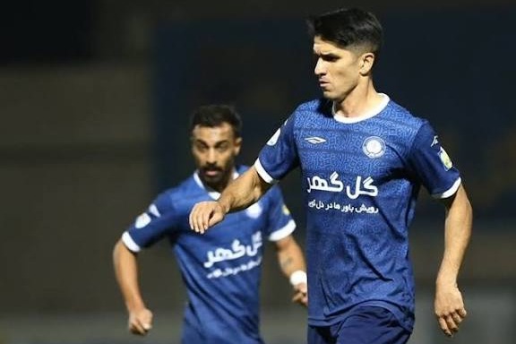 پورعلی با استفاده از بند فسخ به پرسپولیس می‌آید؟
