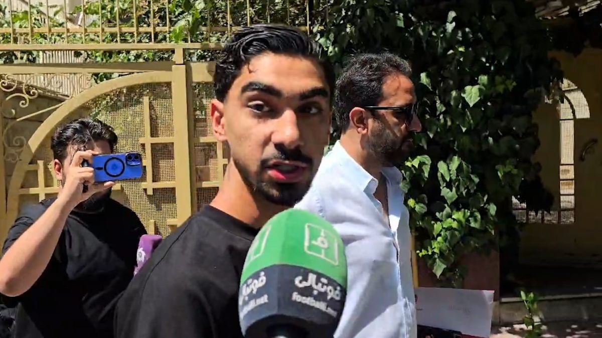 پوریا شهرآبادی بعد از جلسه با مدیران پرسپولیس، حاضر به گفت و گو با خبرنگاران نشد
