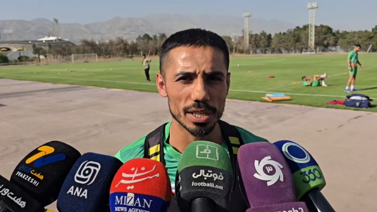 فخرالدینی: ۶ ماه توسط مجموعه مس رها شده بودیم!
