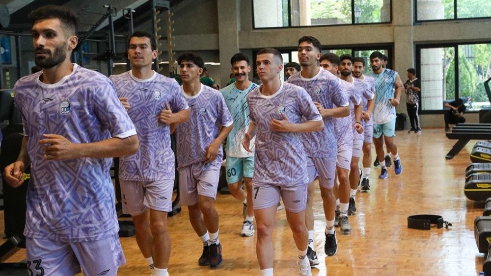 گزارش تصویری؛ آغاز اردوی استقلال و دیدار با فرنگیکاران تیمملی