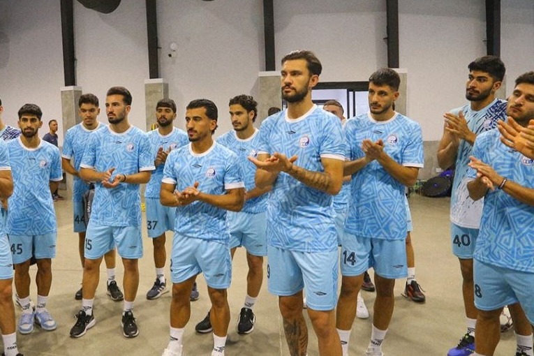 بازیکنان استقلال به ایفمارک رفتند (عکس)