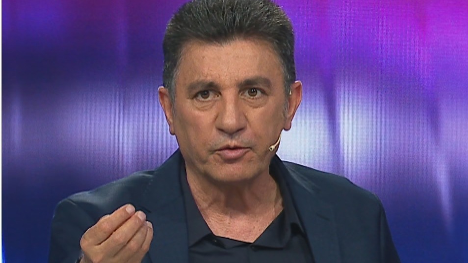 قلعه نویی: چرا پس از گل ریاض محرز، اتریشیها به نیمکت الجزایر اعتراض کردند