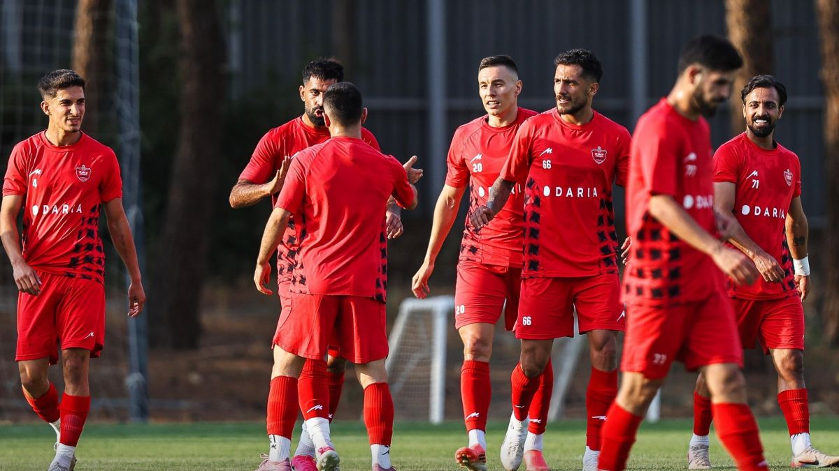 حواشی برد پرسپولیس در دیدار دوستانه مقابل خیبر