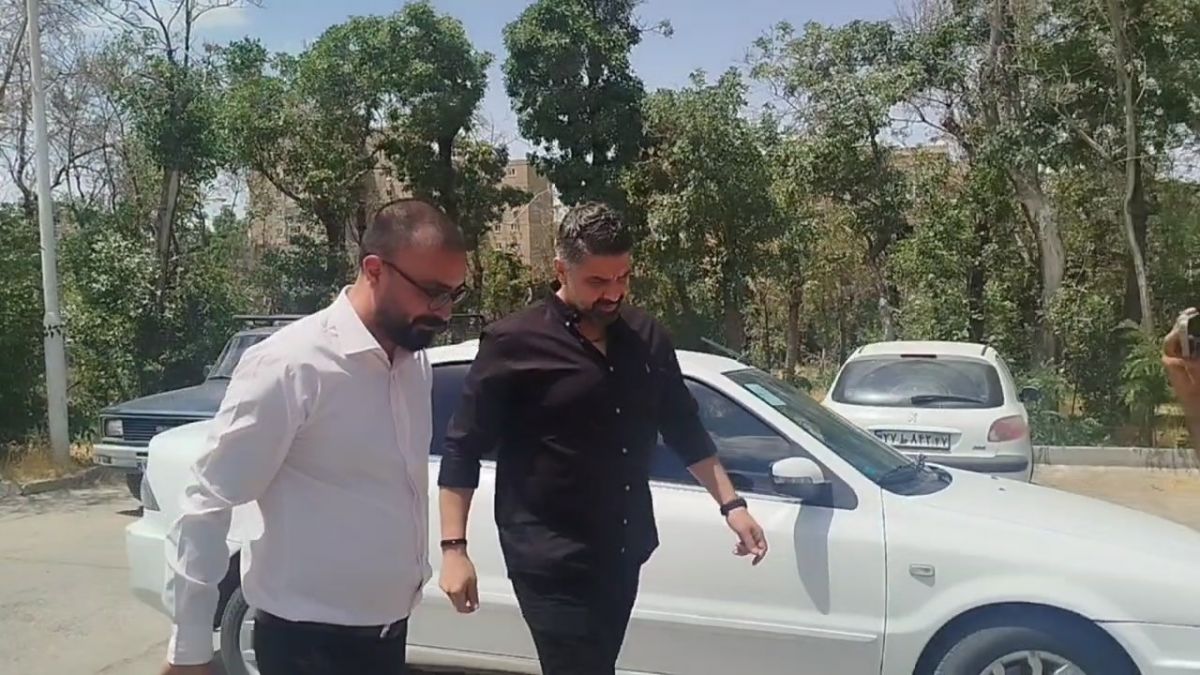 پیروز قربانی برای عقد قرارداد وارد باشگاه آلومینیوم شد