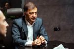 گاف عجیب حجت کریمی روی آنتن زنده: شجاع گفت چرا نگذاشتید هواداران فحش بدهند؟