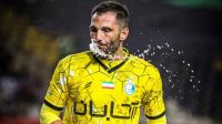 امیدهای استقلال به دروازهبان ۳۹ساله؛ بند فسخ آدان ۲۰ برابر رضاییان!