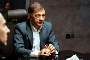 حجت کریمی با برگزاری بازی پیکان و پرسپولیس در ورزشگاه آزادی مخالفت کردم سازمان لیگ و فدراسیون فرار رو به جلو میکنند