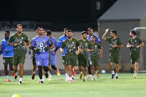آمار جالب گلگهر در نیمه مربیان