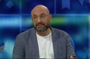 وقتی سرمربی تیم دوازدهم لیگ دو، پپ و فلیک و انریکه را به چالش میکشد