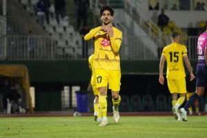 غیبت گلزنان فجر مقابل استقلال خوزستان