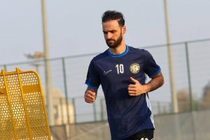 پرسپولیس همچنان به دنبال بازیکن مغضوب قلعهنویی