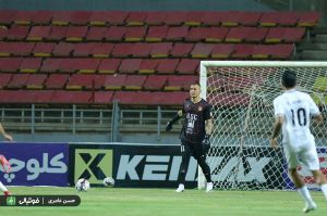 طفره رفتن حامد لک از پاسخ درباره بیرانوند