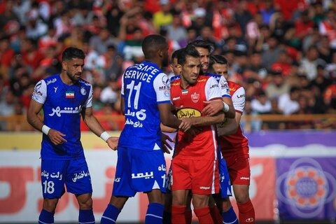 ادعای یک روزنامه سیاسی؛ استقلال از پرسپولیس شکایت کرد