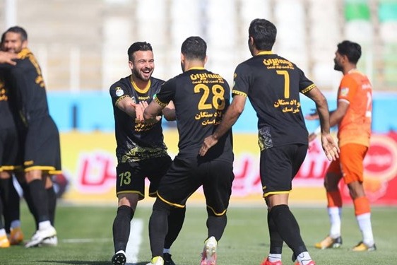نژادمهدی سپاهان روال خوبی در بازی با سایپا نداشت این پیروزی به ما خیلی کمک کرد