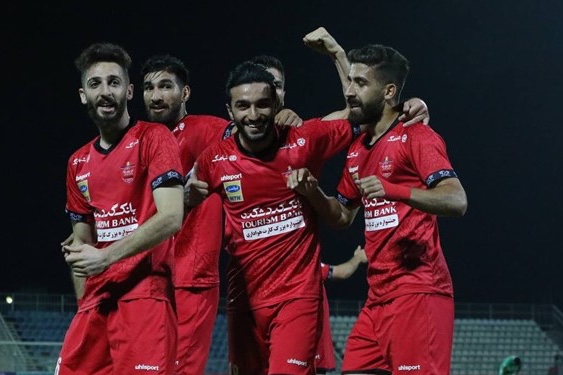شارژ روحی سرخپوشان در آستانه بازی با تراکتور پرسپولیسیها پاداش گرفتند