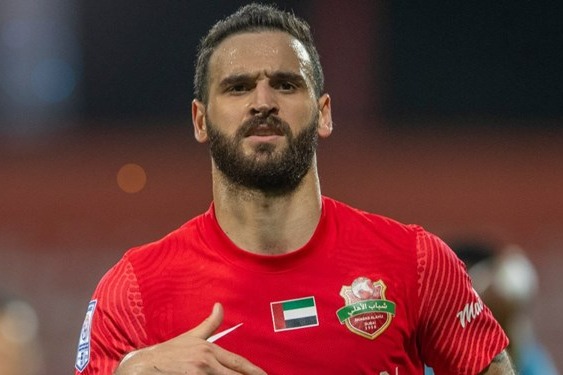 نوراللهی برای شباب الاهلی مقابل فولاد بازی میکند