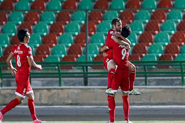 بال پدیده در یکقدمی رجبزاده رکورد جدید خلعتبری ۱۴ فصل گل زدن